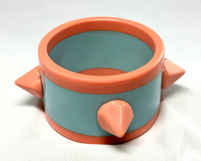 LG267 baby blue and coral pink spike resin bangle